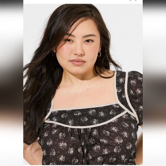 TORRID CHIFFON FLUTTER SLEEVE TOP L - Picture 6 of 7